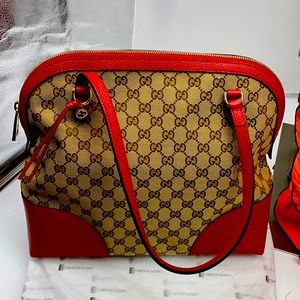 Gucci Bree Dome Shoulder Bag Shopper Supreme GG Canvas